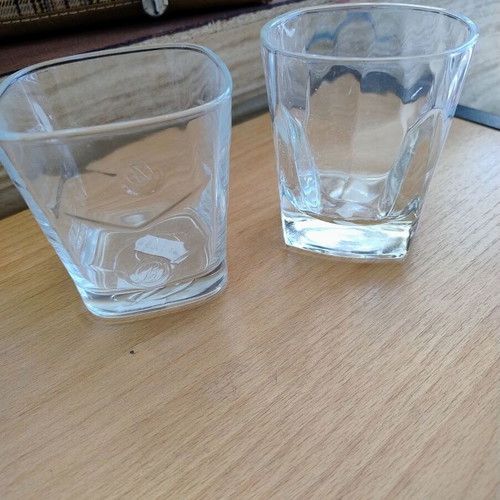 Whiskey Glasses set of 2 like new