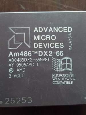 AMD 486DX2-66MHz processor used, collectible