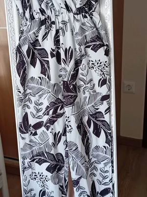 One-piece jumpsuit new, one size