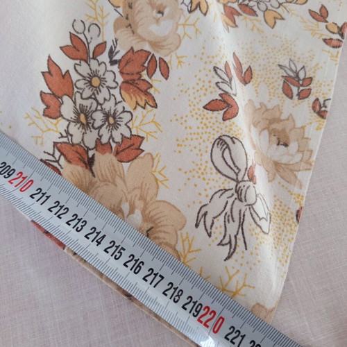 Set of 3 cotton single bed sheets used with beige-brown floral pattern