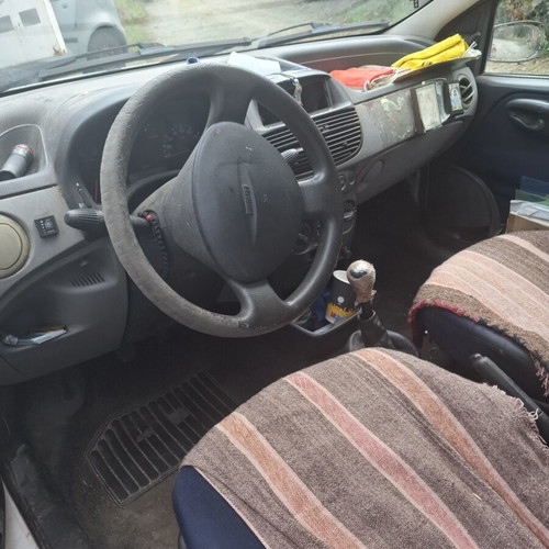 Fiat Punto used, gas, manual, white, new front wheels and shock absorbers