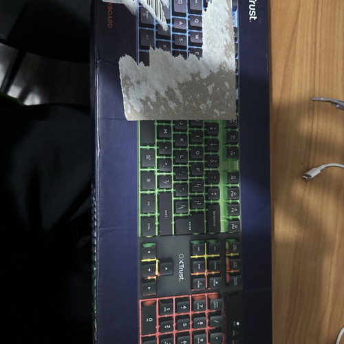 XTRUST Azor Illuminated Gaming Keyboard brand new, French layout
