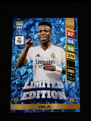 Panini FIFA 365 Limited Edition Vini Jr. card like new, Real Madrid