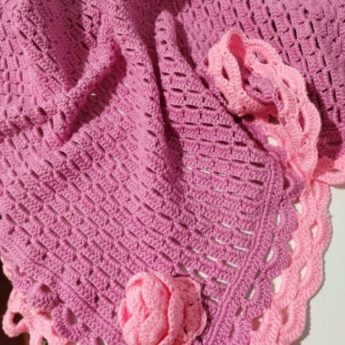Handmade baby blanket new, acrylic yarn, fuchsia and pink