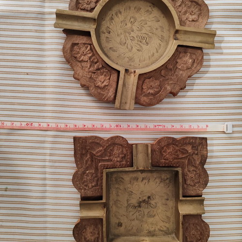 Vintage ashtray set of 2 carved wood and brass like new