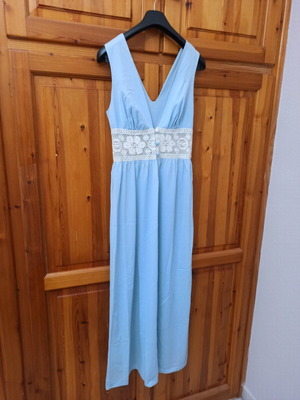 Long dress with belly cutout blue new