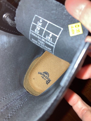Dr Martens μποτάκια 1460W μαύρα σαν καινούργια no 39 αδιάβροχα