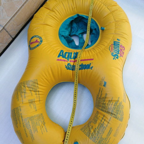 Inflatable floating seat like new