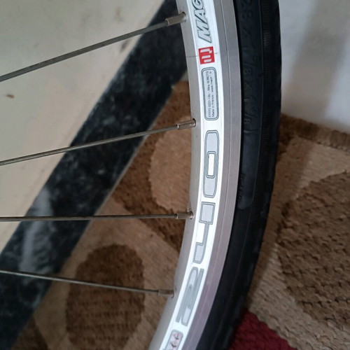 Joytech 28'' bicycle wheels with tires new