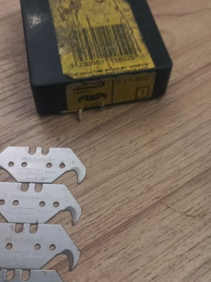 Hook blades 1996 50x19mm set of 6 like new