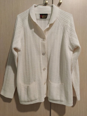 Vintage knitted cardigan like new, ecru, size small-medium