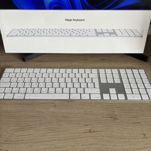 Apple Mac mini M1 8GB RAM 256GB SSD with keyboard and mouse