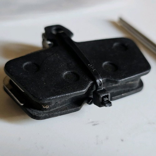 Bicycle brake pads new for disc brake