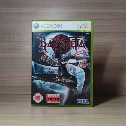 Bayonetta Xbox 360 like new, complete English version