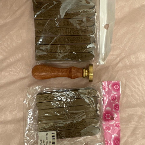 Wax seal like new with rings and heart, 14 candles