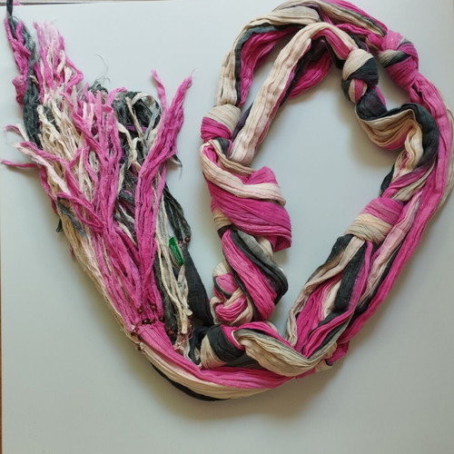 Benetton scarf very long with gold thread new, multicolored