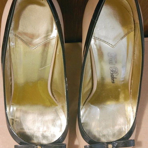 Ted Baker pumps used, size 40, pastel pink with black trim