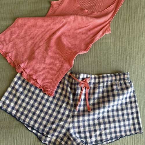Massimo Dutti set with shorts and sleeveless top used, size 32, blue and pink