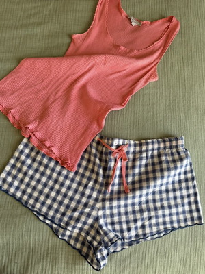 Massimo Dutti set with shorts and sleeveless top used, size 32, blue and pink