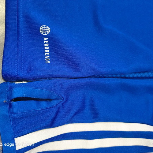 Swedish team jacket from academy for kids 11-14 like new