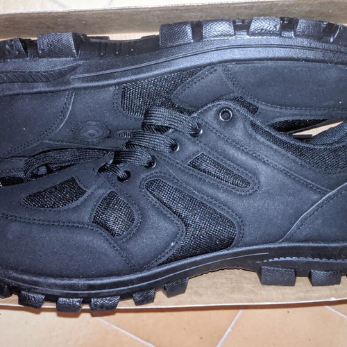 Men's boots size 44 new, black