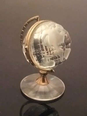 Swarovski decorative globe and clock like new