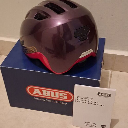Abus Smiley 3.0 ACE LED kids helmet medium 50-55 cm purple/fuchsia like new