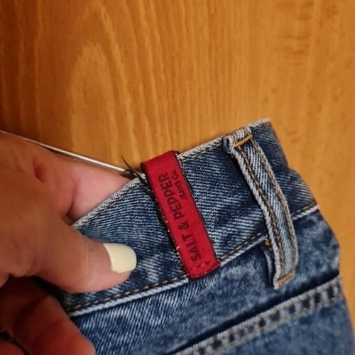 Salt and Pepper jeans size 28 like new, blue