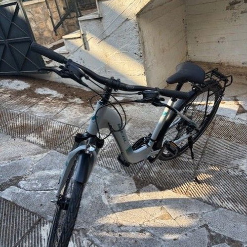 Ideal Ezigo 2024 city bike like new, women's, disc brakes, front suspension