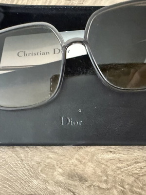 Dior τετράγωνα γυαλιά ηλίου σαν καινούργια, γκρι