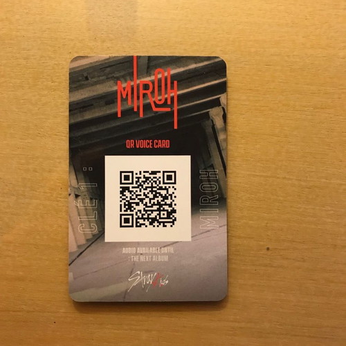 Jeongin photocard from Miroh album, Kpop
