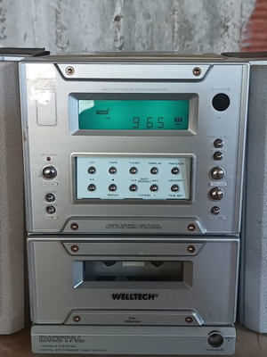 Weltech Mini Compact stereo used, collectible, fully functional