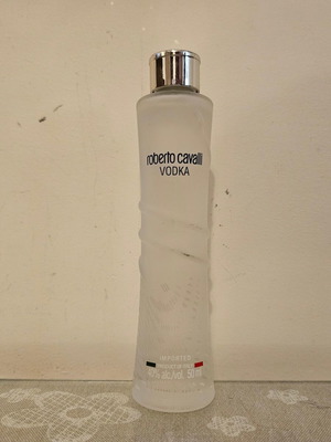 Roberto Cavalli vodka miniature 50ml new, glass bottle