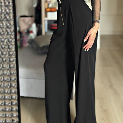 Rinascimento pants black size XS like new
