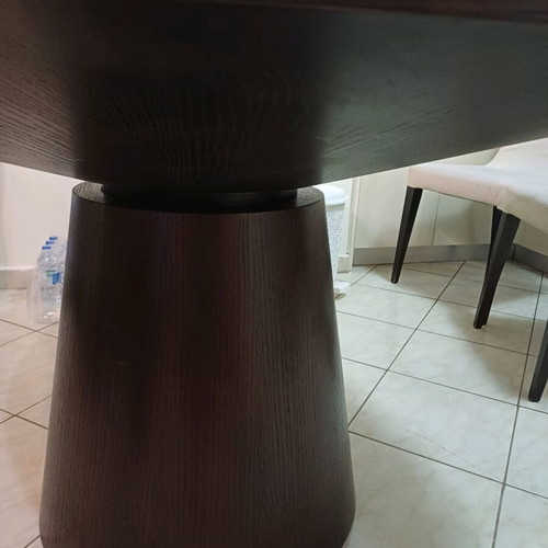 Rotonda table like new, oak wood wenge with bottle holder