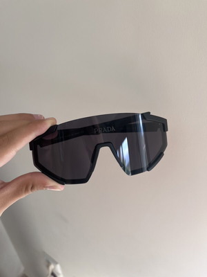 Prada sunglasses new, black with red detail