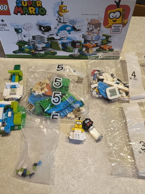 Lego Lakitu Sky World Expansion Set 71389, 484 pieces, 2021
