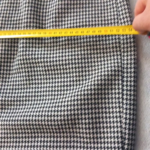 Woolen skirt black and white checkered like new
