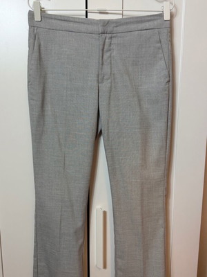 Zara women's pants gray size 36 used with stains