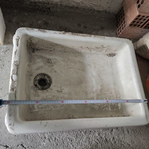Marble sinks used, ideal for garden and barbecue