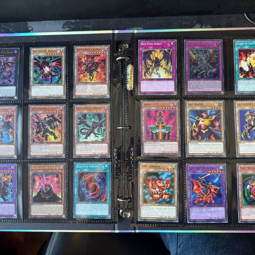 Yu-Gi-Oh! Legendary Collection and -  550,00 - Vendora.cy