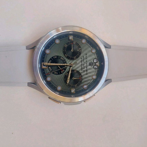 Samsung Galaxy Watch4 Classic 4G Stainless Steel 46mm like new with eSIM and heart rate monitor