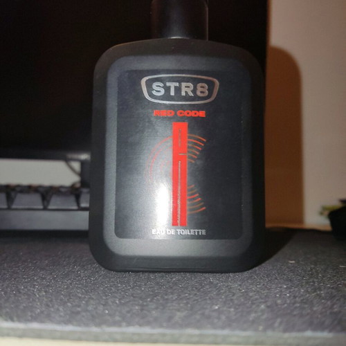 STR8 Red Code perfume like new, 95ml