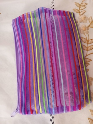 Toiletry bag transparent, like new