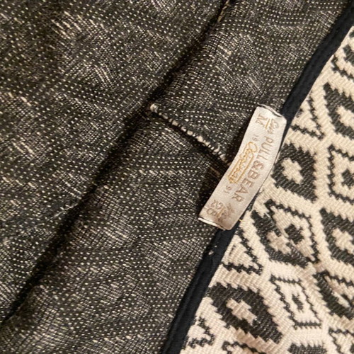 Pull & Bear halter top with geometric pattern like new, size M