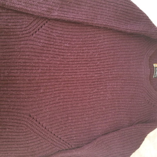 Pullover used, burgundy, size medium