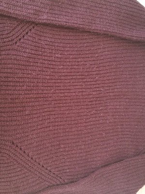 Pullover used, burgundy, size medium