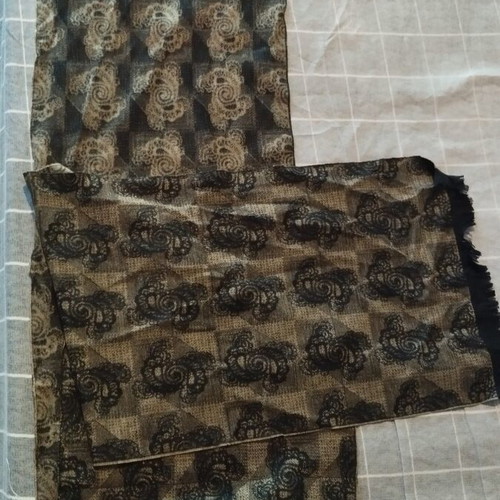 Men's scarf like new, brown and green