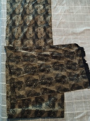 Men's scarf like new, brown and green