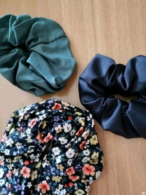 Scrunchies set of three unused
